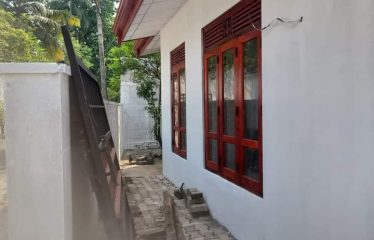 House For Sale – Kalagedihena